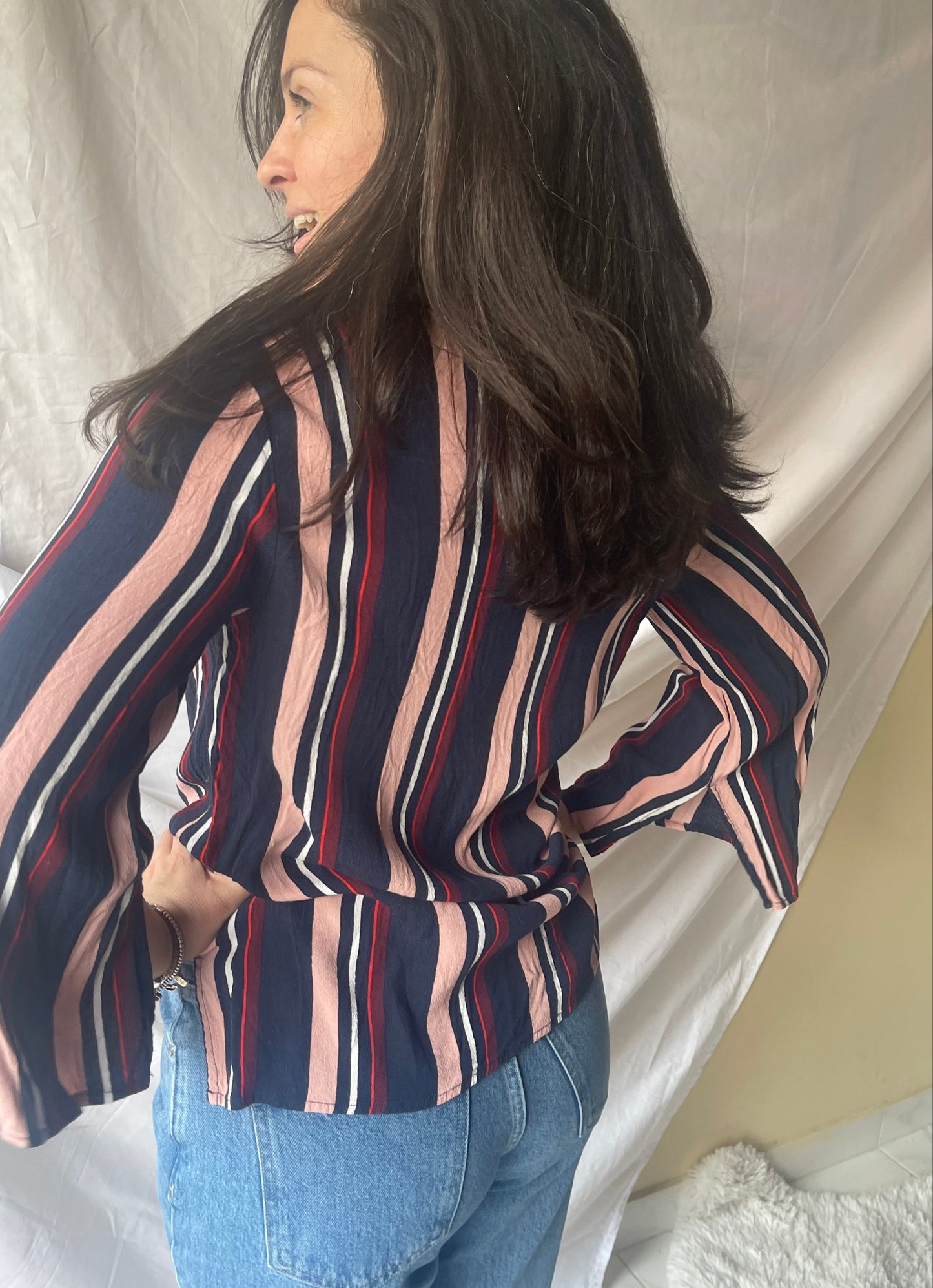 раирана блуза от KappAhl