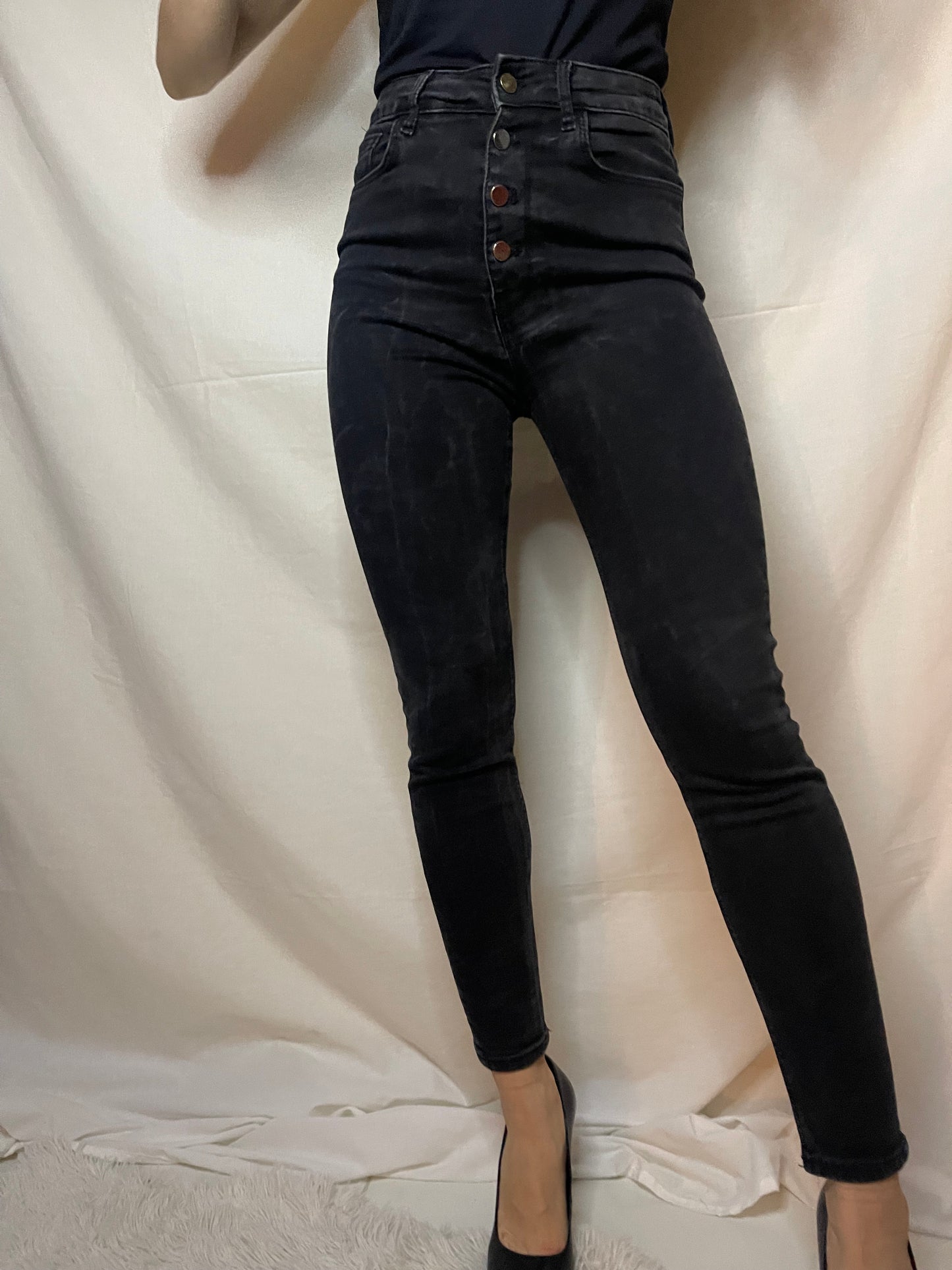 high-waisted skinny jeans by ZARA