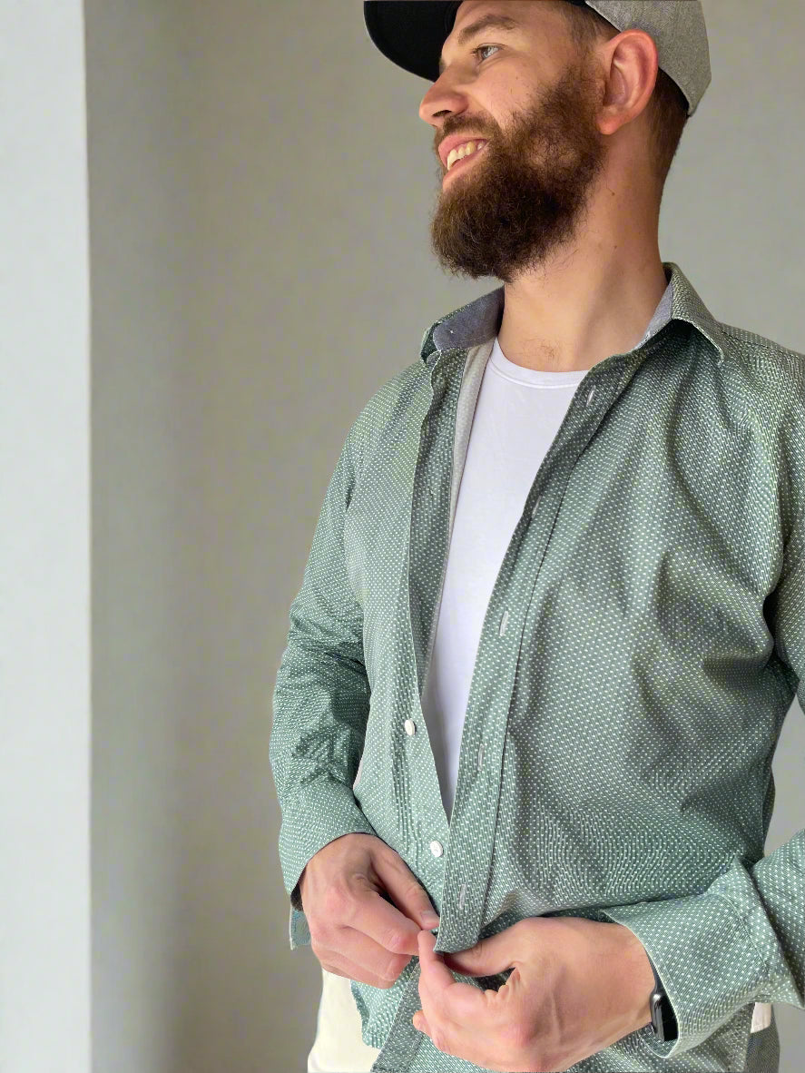 long-sleeve green shirt by Frant