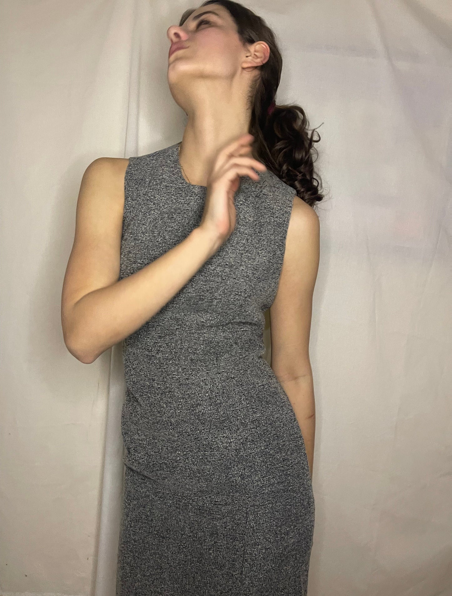 grey sleeveless dress