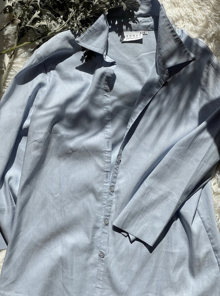 baby blue 3/4 sleeve HENNES COLLECTION shirt